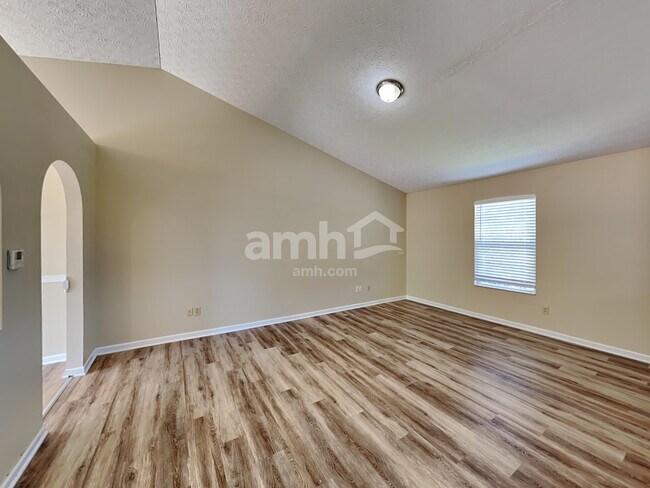 Building Photo - 6891 Winchester Lakes Boulevard