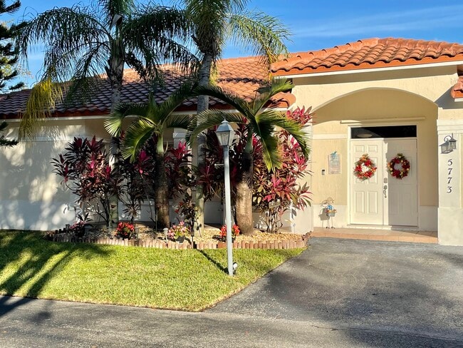 Photo - 5773 NW 99th Ave House