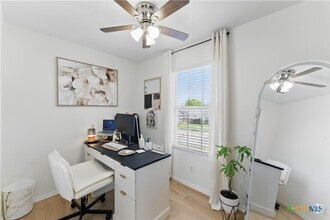 Building Photo - 148 Willow View