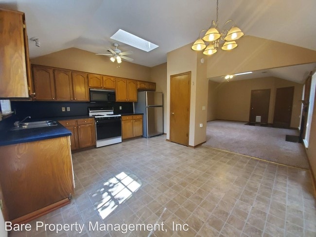 Building Photo - 2 br, 2 bath House - 2103 Lakecrest Drive