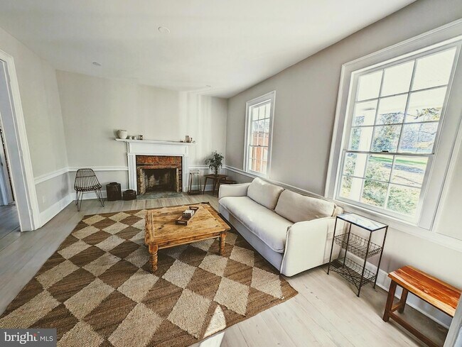 Foto del edificio - 12601 Southern Maryland Blvd