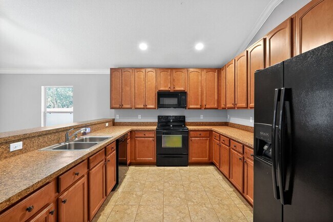 Foto del edificio - 1021 Deer View Ln
