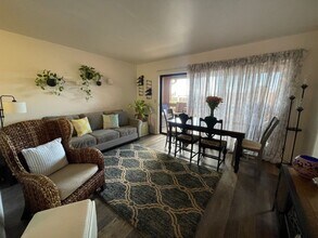 Building Photo - 3740 Lower Honoapiilani Rd