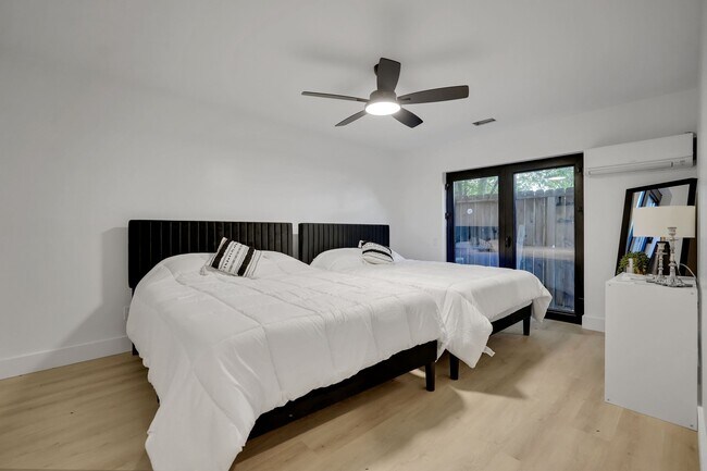 Foto del edificio - 2807 Jackson St