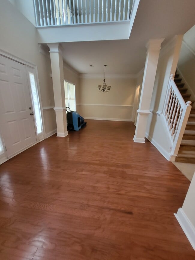 Foto del edificio - 316 Yorkshire Trce