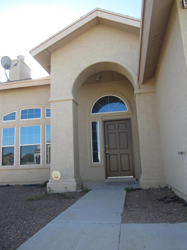 5484 Ignacio Frias Dr, El Paso, TX 79934 House Rental in El Paso, TX