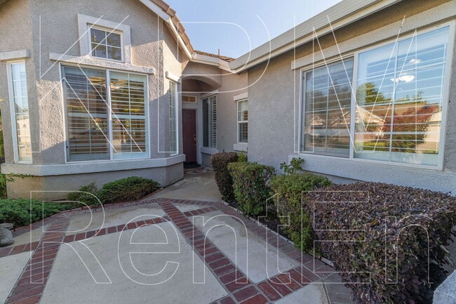 Foto del edificio - 2554 Douglas Fir Dr