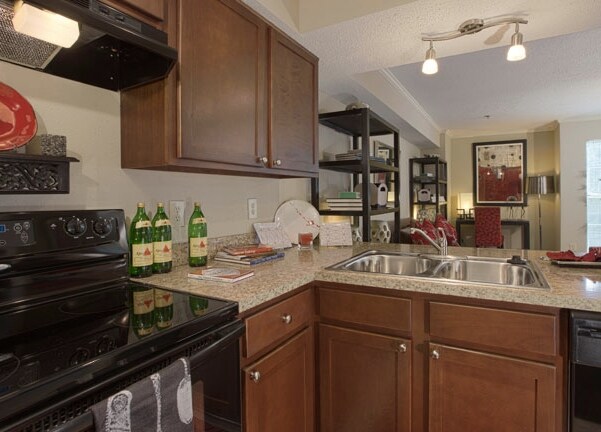 Foto del edificio - 1526 Lincoln Cir