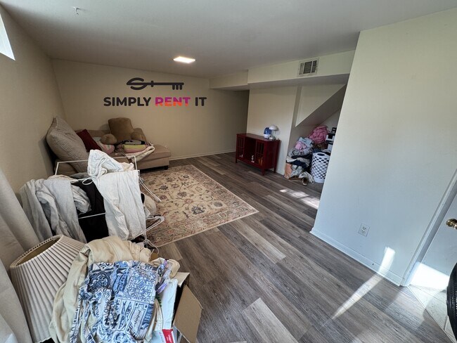 Foto del edificio - 1 Home! 3 Rental Options | On Campus | Budget Friendly