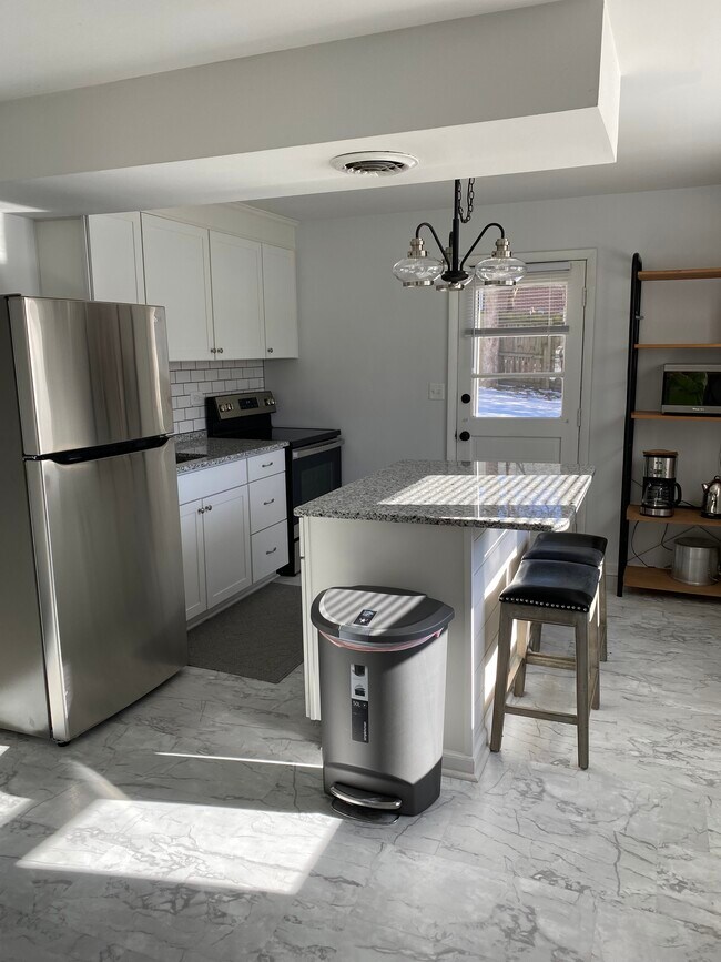 Foto del edificio - 1206 Cutler Ln