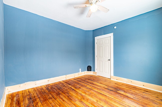 Building Photo - 292 Reynolds St