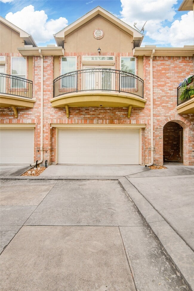 Building Photo - 44 Versante Ct