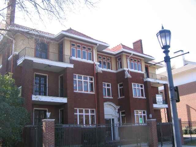 Building Photo - Rainwater Apartments