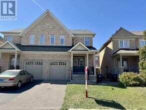 Building Photo - 12 Sussexvale Dr