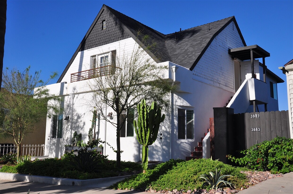 Front view of the unit (top floor) - 3977 Georgia St