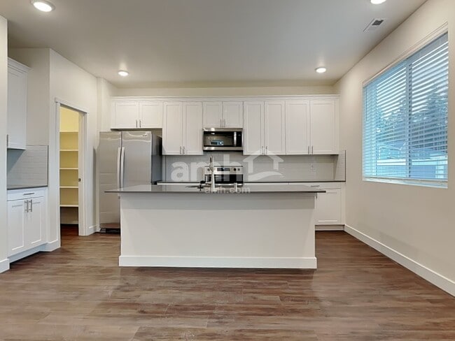 Foto del edificio - 7727 Verona Loop