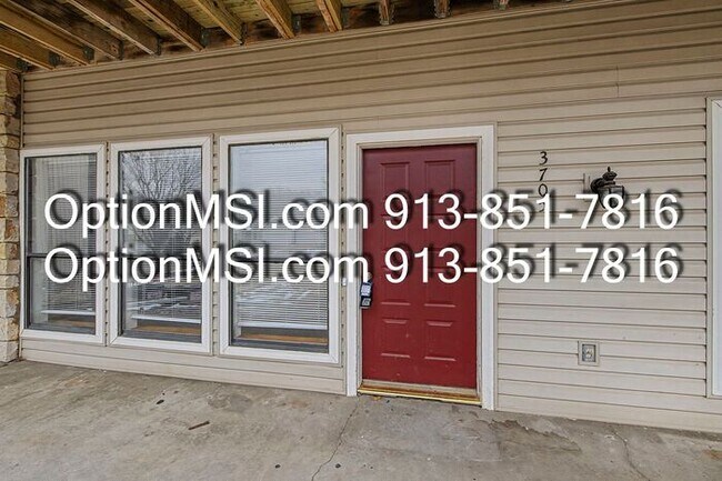 Building Photo - Charming & Spacious 2-Bed / 2-Bath Apartment in Gladstone