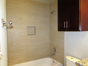 Building Photo - 3249 Dixie Dr