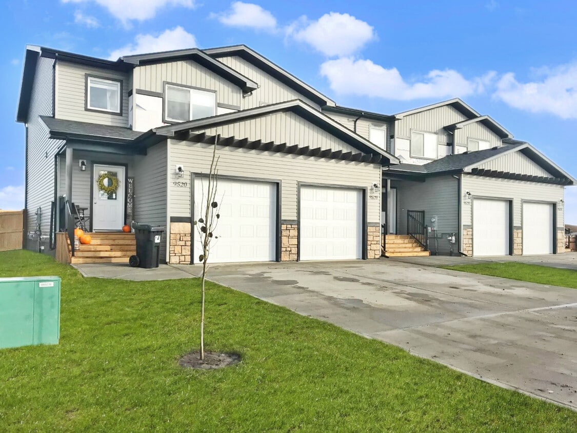 Photo principale - 9520-95113 113 Ave