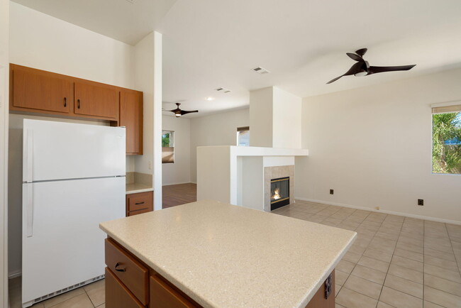 Building Photo - 45160 Debbie Dr