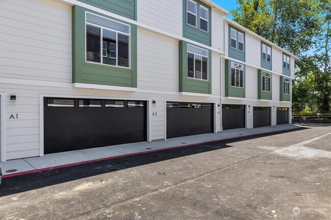 Building Photo - 17002-17013 13th Ave W
