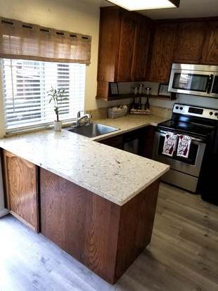 Primary Photo - 8613 La Riviera Dr