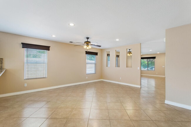 Building Photo - 11753 Bunker Hill Dr