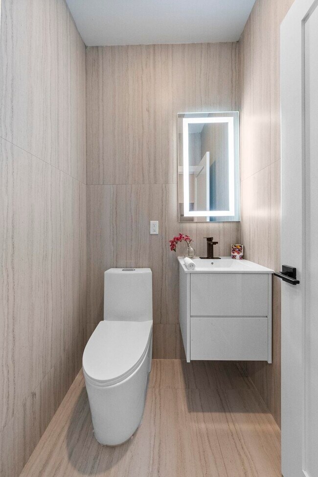 Foto del edificio - 124 Glenwood Ave