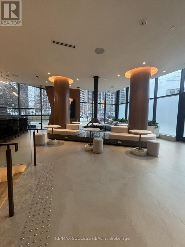 Building Photo - 60 Central Park Roadway