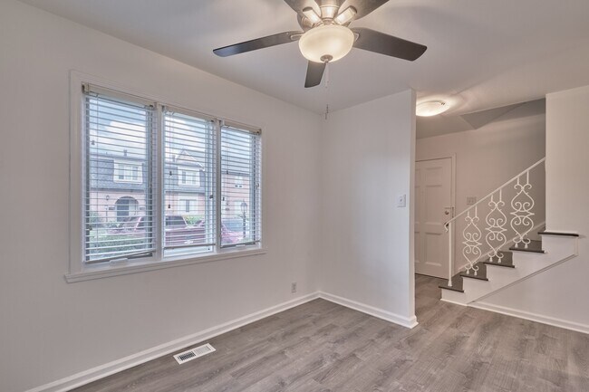 Foto del edificio - 8511 Canterbury Square W