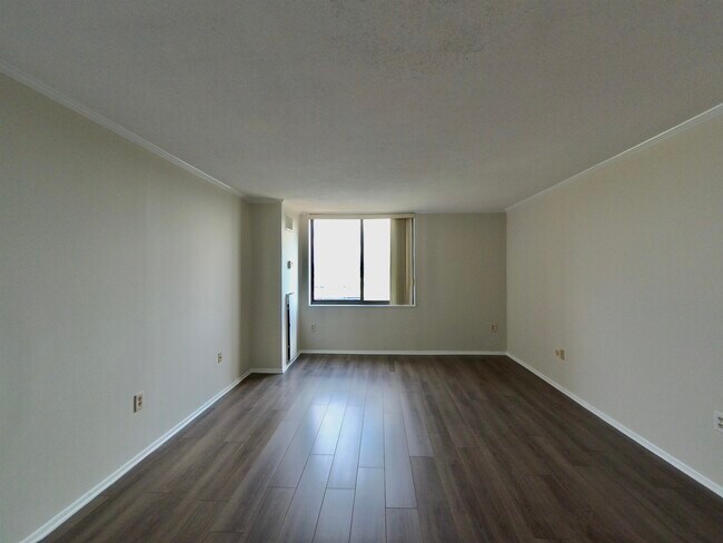 Foto del edificio - 609 Harmon Cove Tower