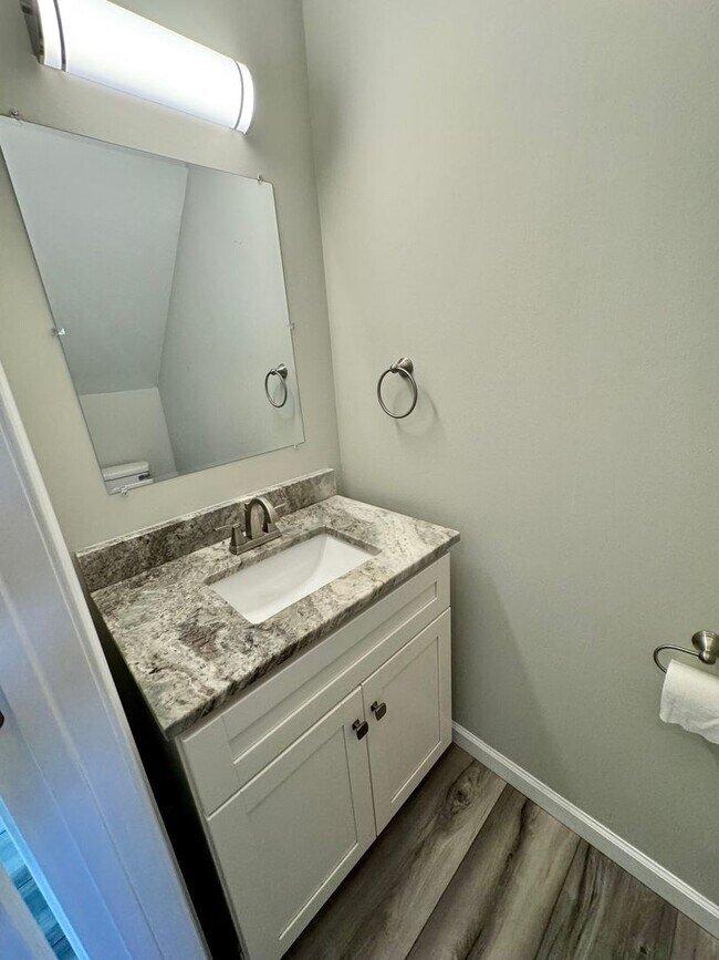 Foto del edificio - THE LAKES