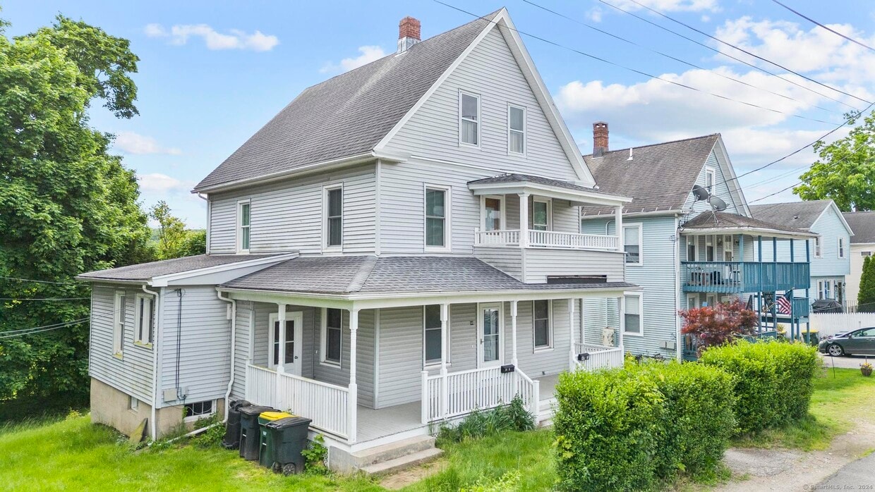 44 Francis St Unit First Floor, Ansonia, CT 06401 Room for Rent in