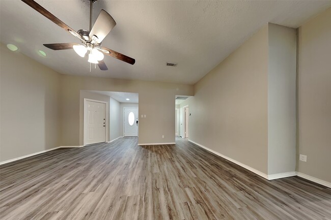 Building Photo - 5626 Deer Timbers Trail