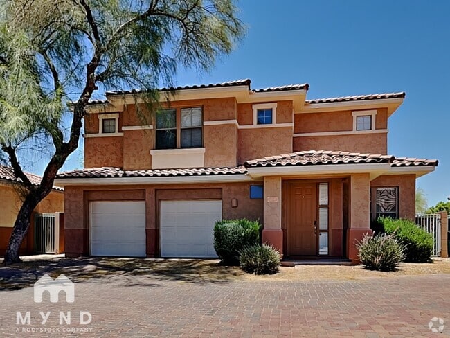 Building Photo - 13514 W Cypress St
