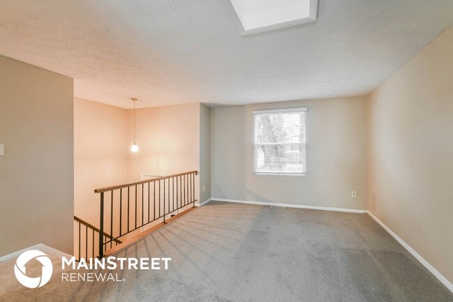 Building Photo - 1419 Mutz Dr