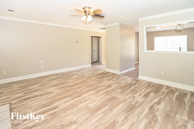 Foto del edificio - 4190 Ivydale Ave SW