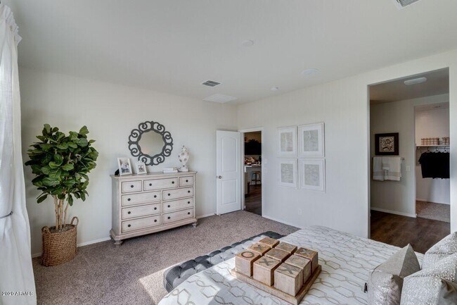 Foto del edificio - 31044 W Weldon Ave