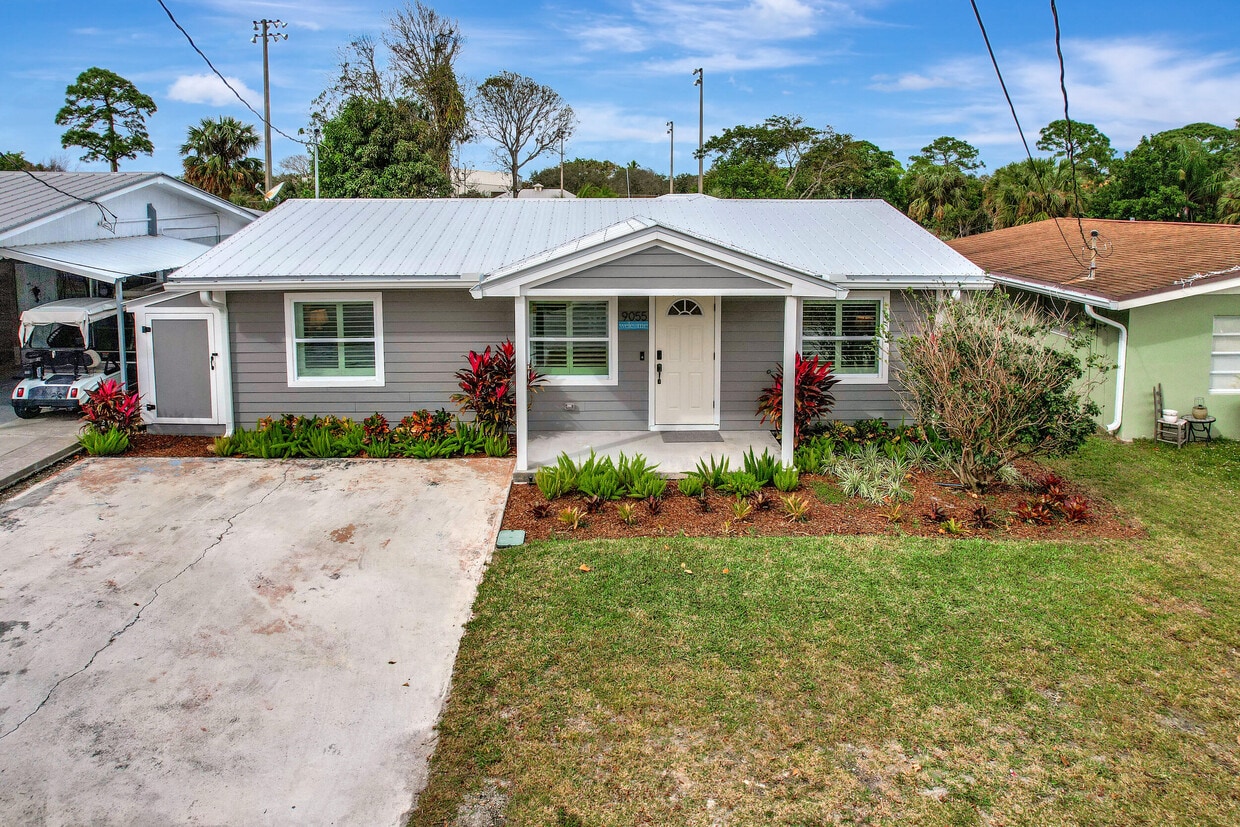9055 SE Morning St, Hobe Sound, FL 33455 House Rental in Hobe Sound