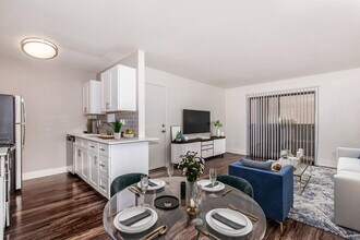 Interior Photo - Tesoro Apartments