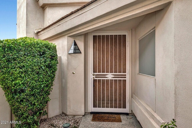 Building Photo - 7773 E Stallion Rd