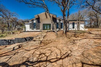Building Photo - 3113 Brett Jackson Dr