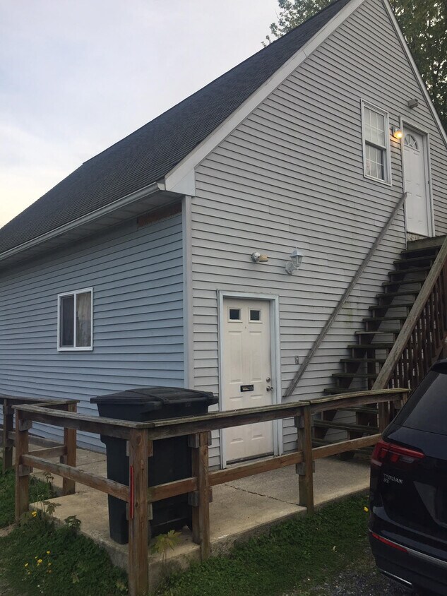 Primary Photo - 3315 Raymond St