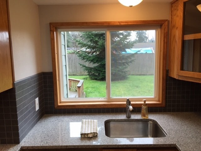 Foto del edificio - 3 Bed 1 Bath Updated SFR in Renton Highlands