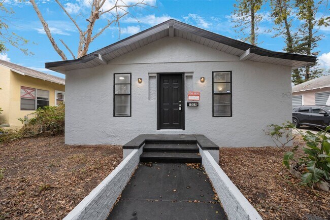 Foto del edificio - $25 App Fee & December Rent Free! * 4bdrm/...