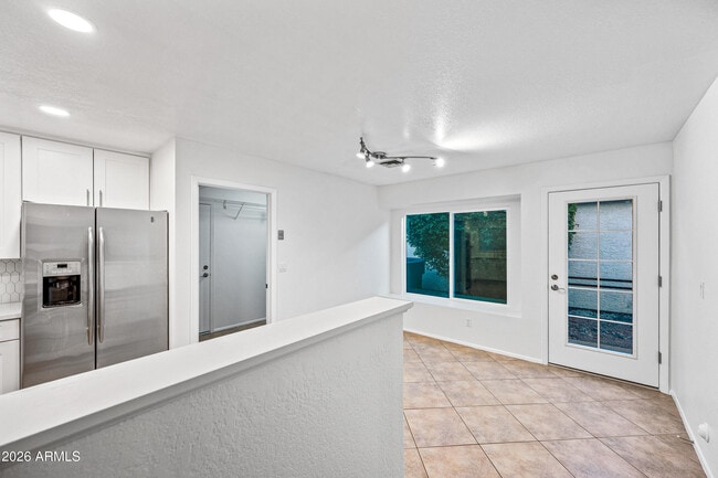 Building Photo - 1129 N 87th St