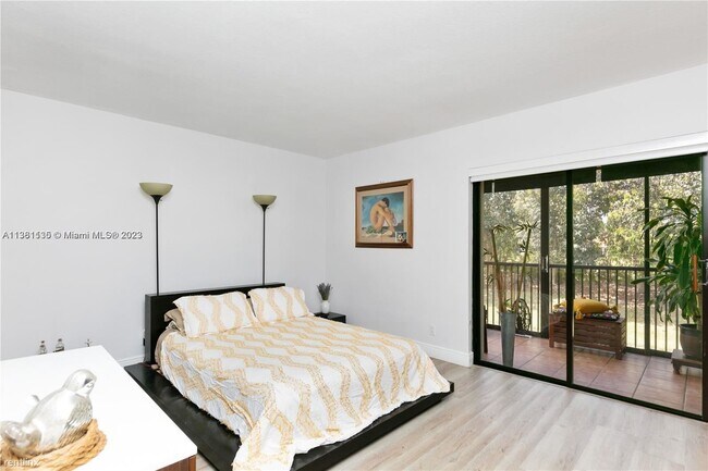 Foto del edificio - 3 br, 2 bath Condo - 191 Lakeview Dr Apt 201