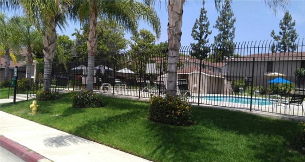 Foto principal - 224 Whitney Ave