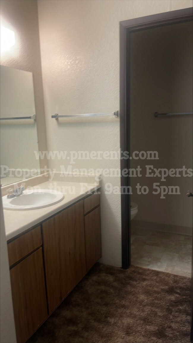 Foto del edificio - 2576 Towery Ct