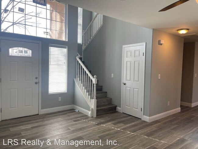Building Photo - 5 br, 2.5 bath House - 11206 Vista Ridge Dr.